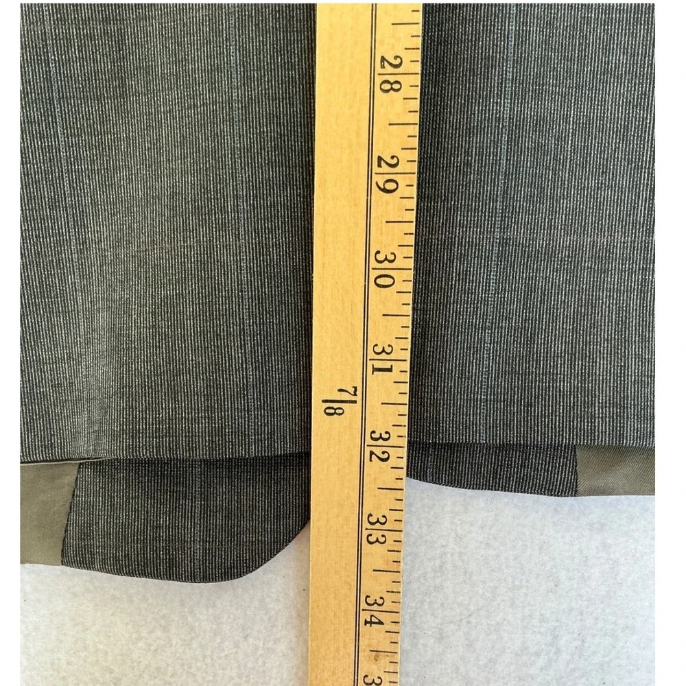 Tommy Hilfiger Blazer Mens 42R Grey Pinstripe Two Button Sport Coat Made in USA